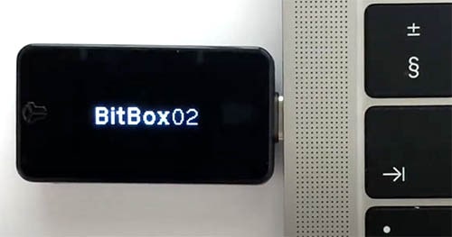 Холодный кошелёк BitBox02